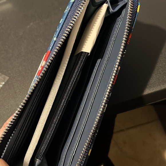 Loungefly Disney Little Mermaid Full Zip Wallet - Picture 6 of 7